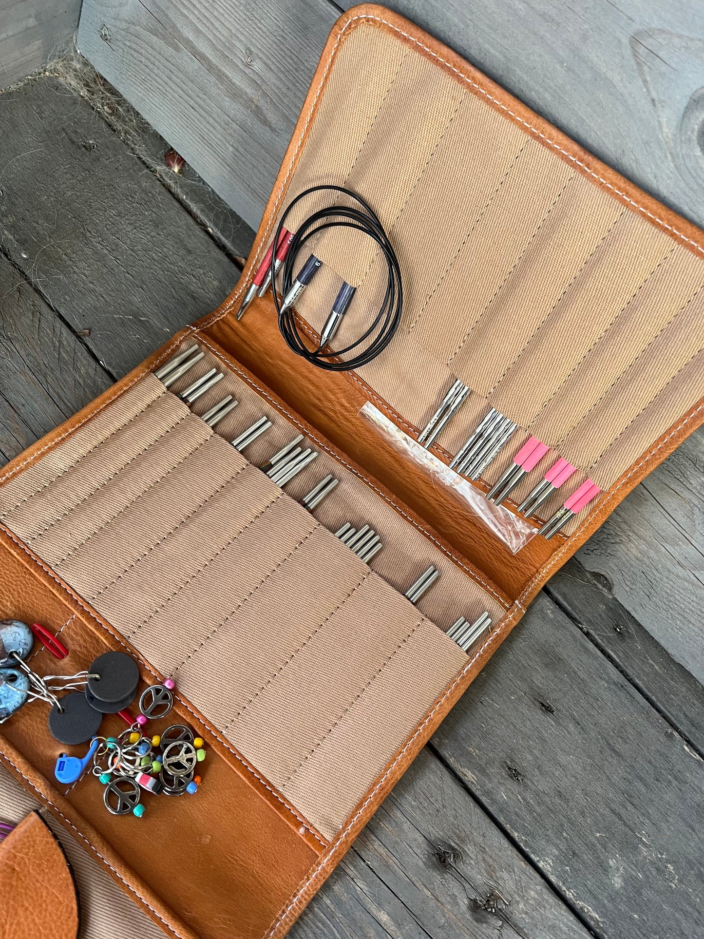 RE:DESIGNED Projekt 14 walnut