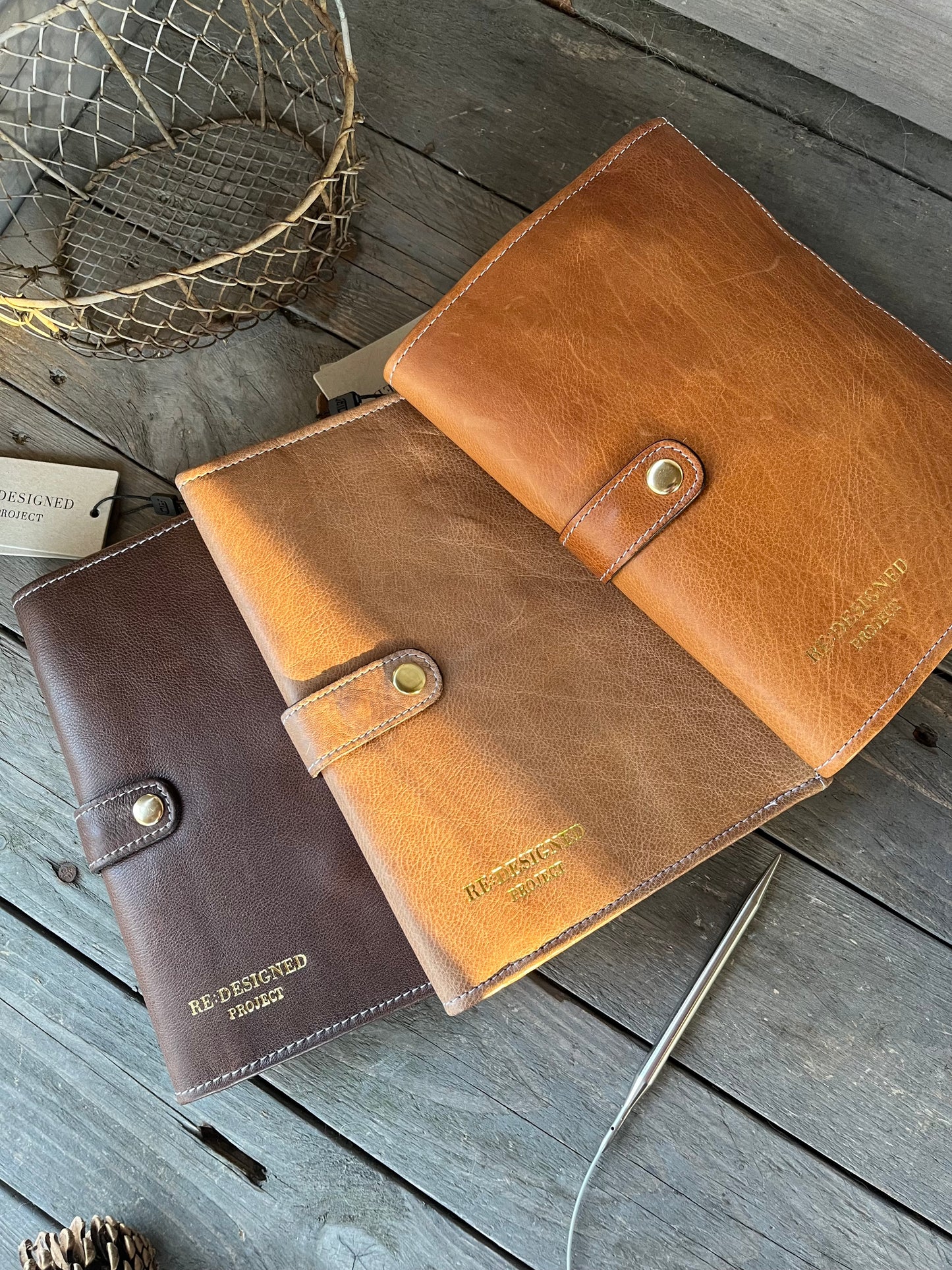 RE:DESIGNED Projekt 14 walnut