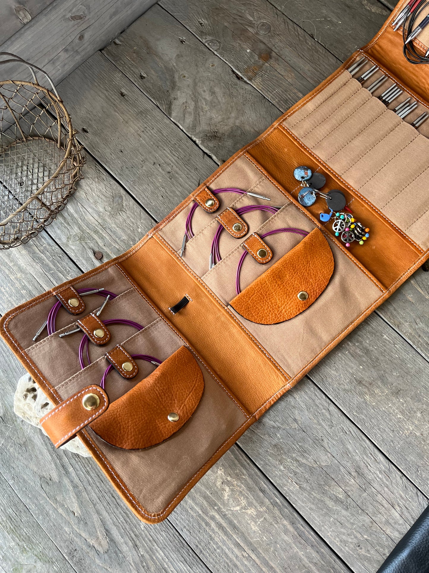 RE:DESIGNED Projekt 14 walnut