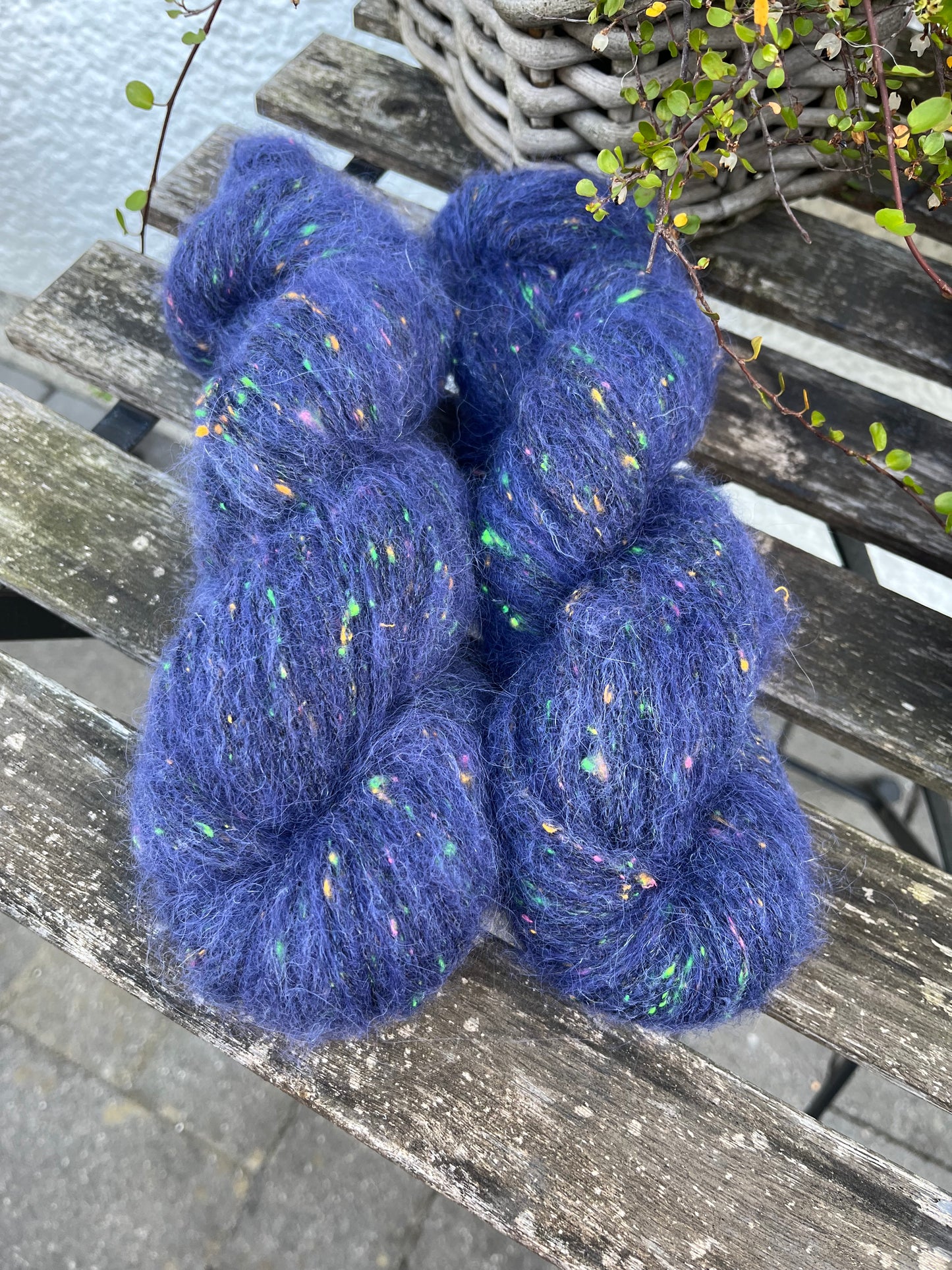 NEO Fluff „Dark Navy“