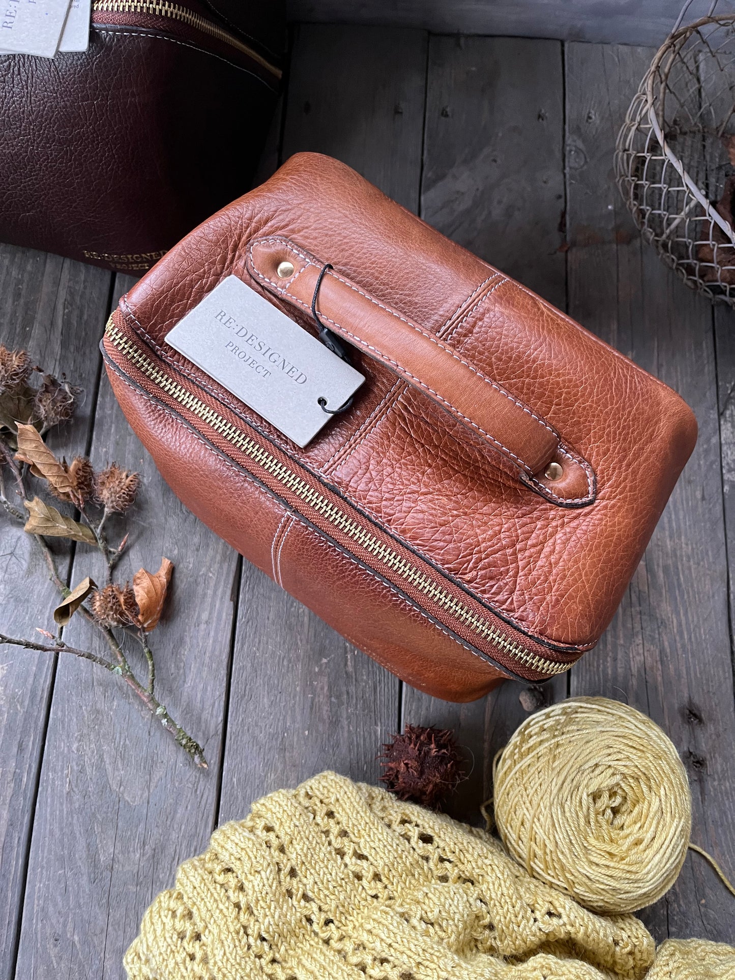RE:DESIGNED Projekt 10, walnut