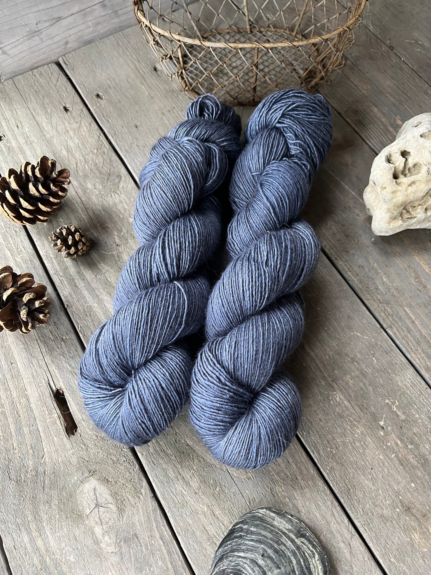 YAK Single "Dunkles Stahl"
