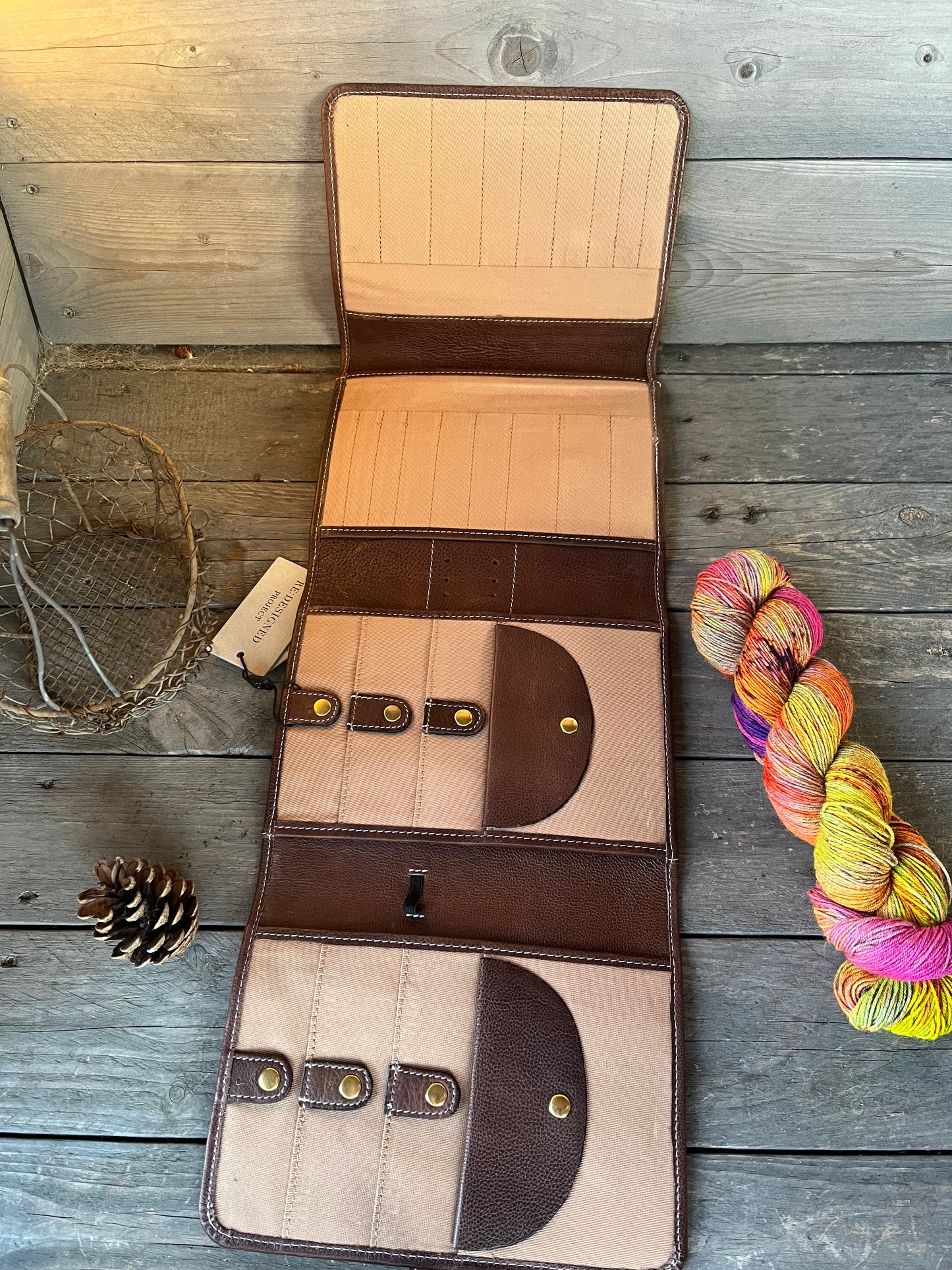 RE:DESIGNED Projekt 14 woodsmoke