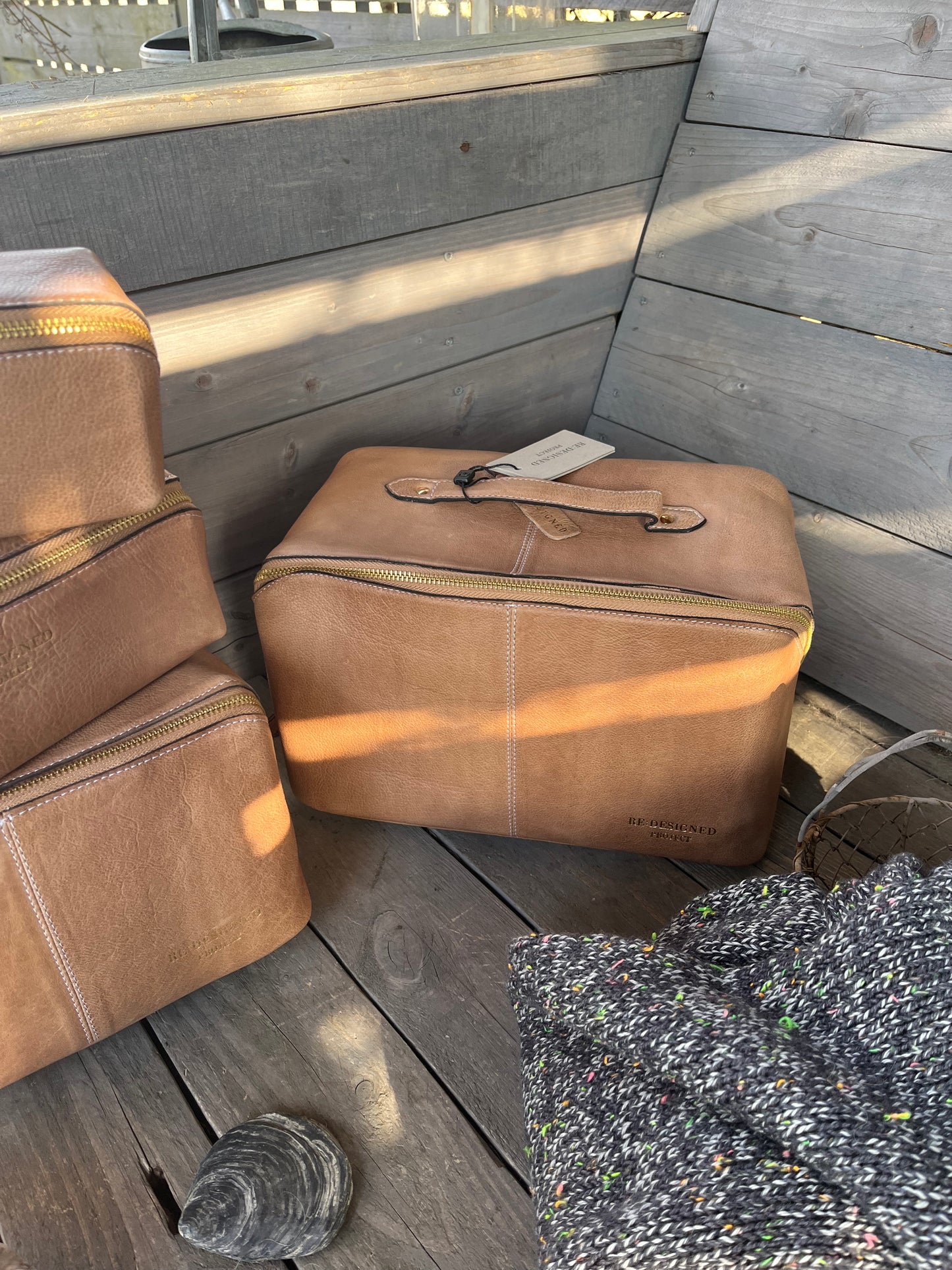 RE:DESIGNED Projekt 10, Taupe