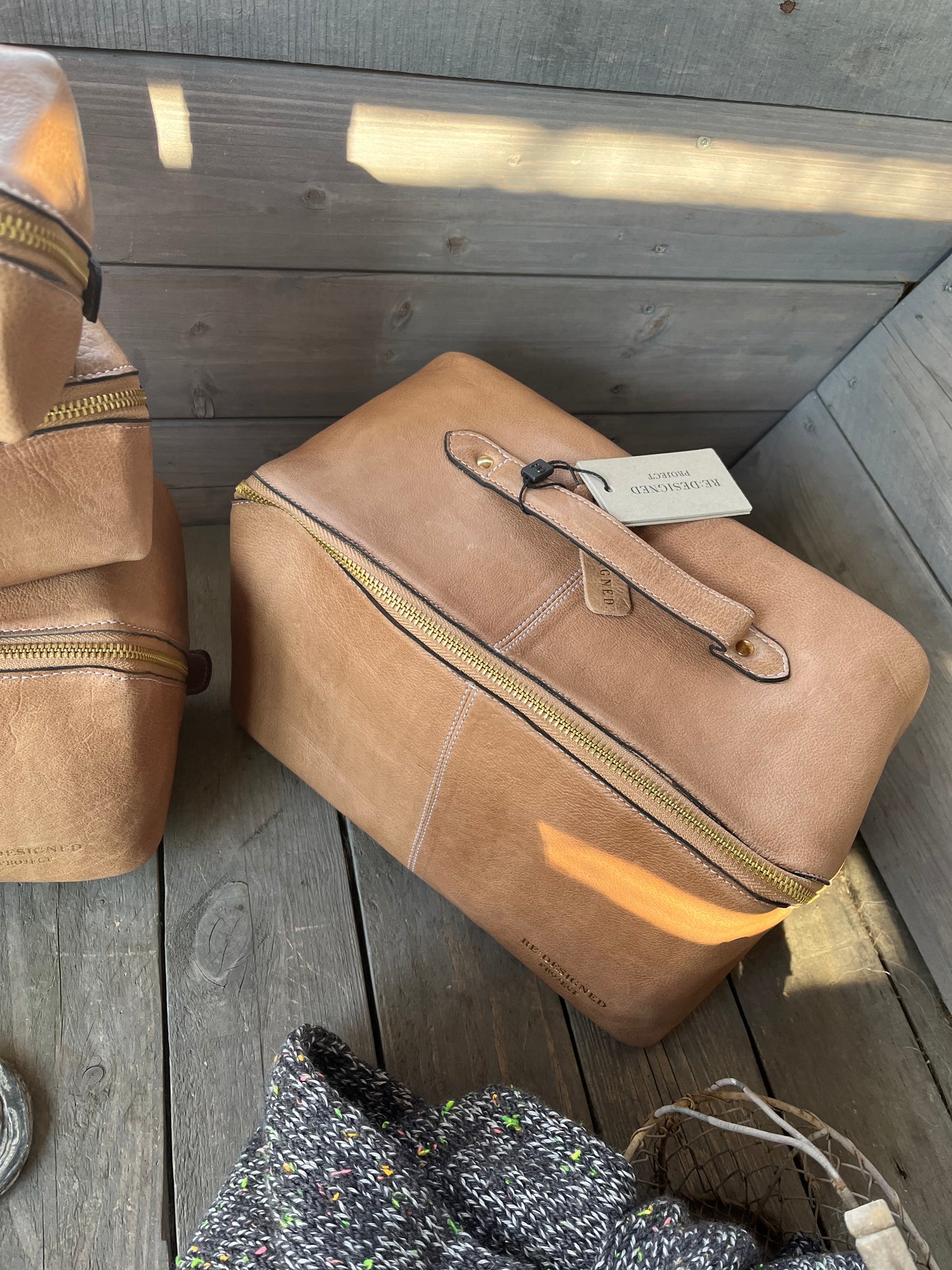 RE:DESIGNED Projekt 10, Taupe