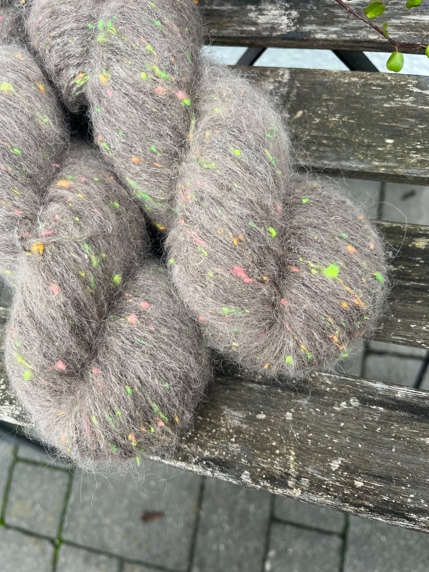 NEO Fluff „Erde"
