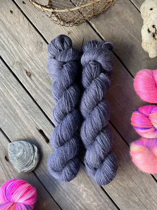 LLAMA 4ply "Dark Blue“