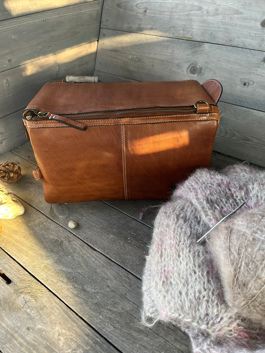 RE:DESIGNED Projekt 44 walnut
